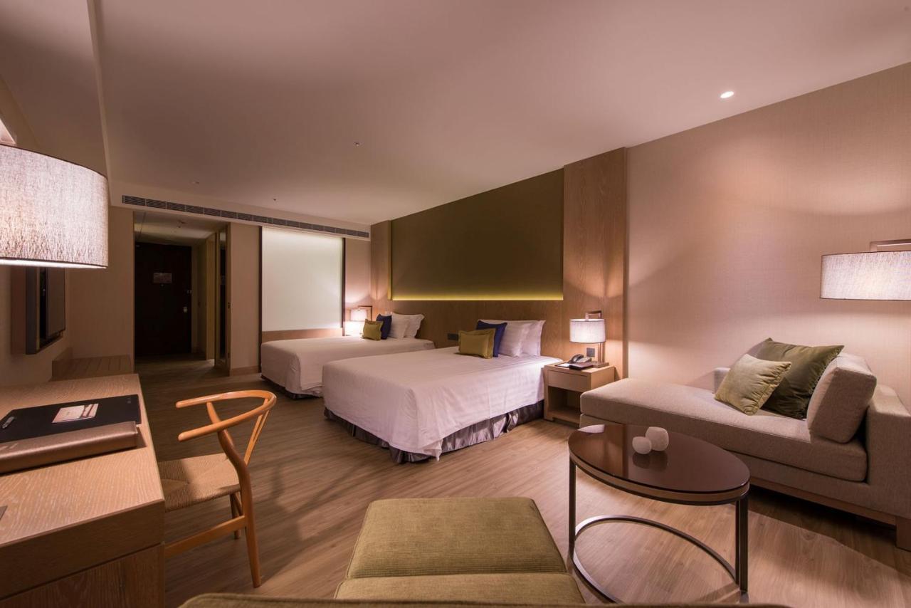 Golden Lake Hotel Цзиньху Экстерьер фото