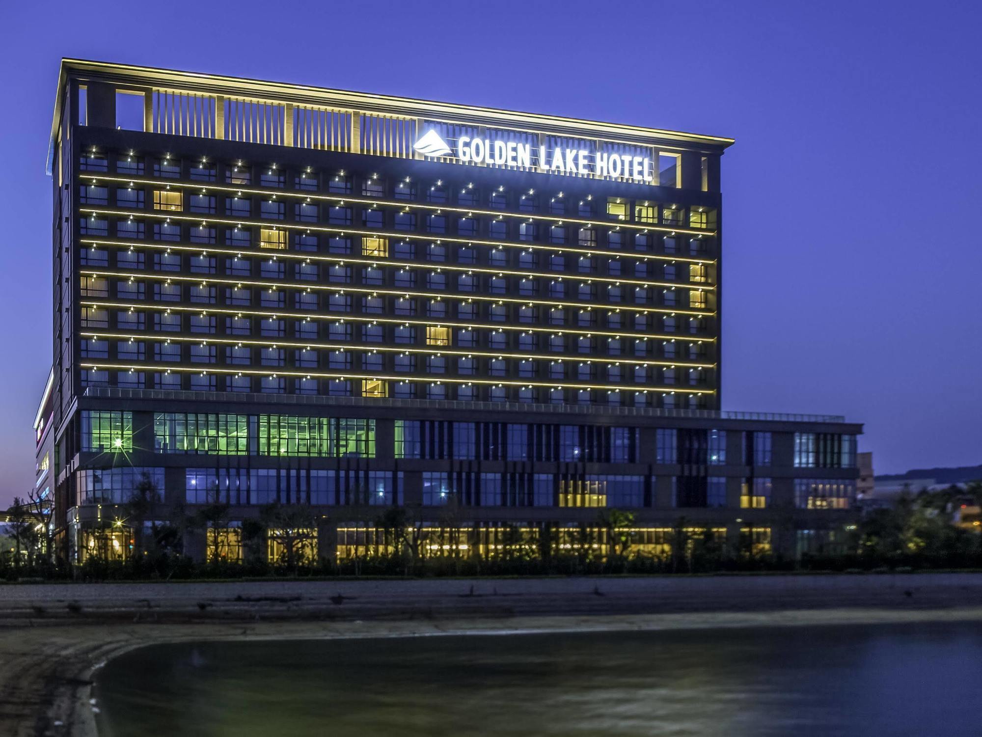 Golden Lake Hotel Цзиньху Экстерьер фото
