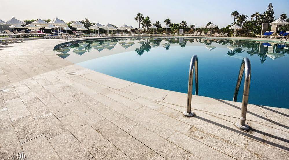 Golden Lake Hotel Цзиньху Экстерьер фото