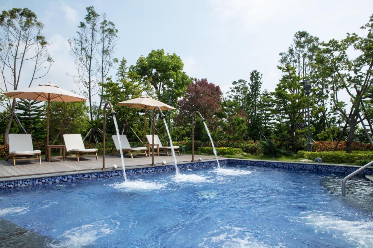 Golden Lake Hotel Цзиньху Экстерьер фото