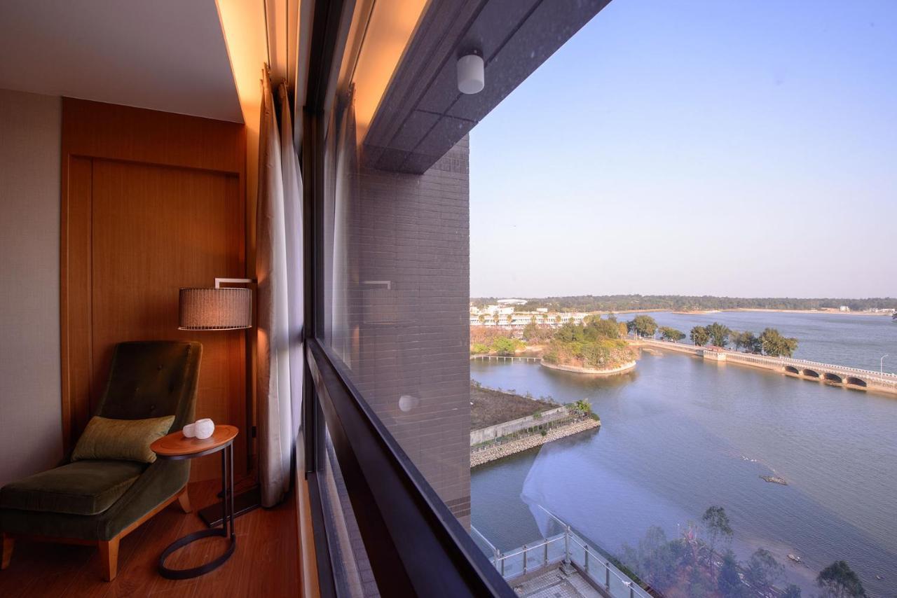 Golden Lake Hotel Цзиньху Экстерьер фото