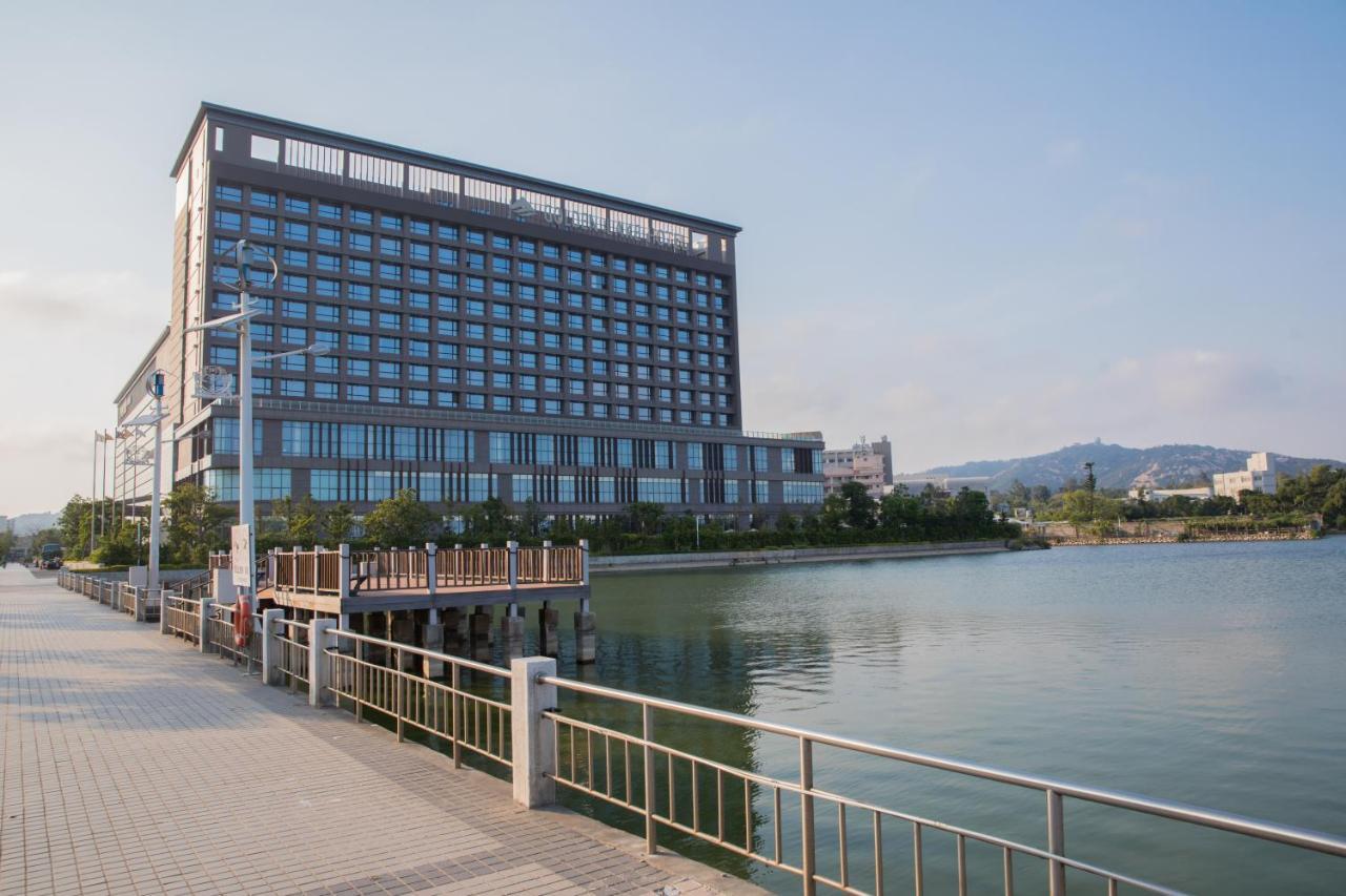 Golden Lake Hotel Цзиньху Экстерьер фото
